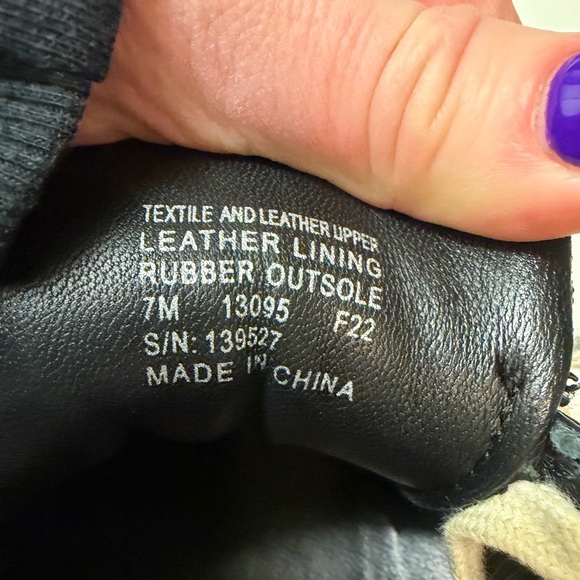 Tory Burch Kick Trainer - Picture 15 of 15